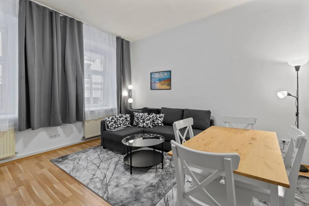 Modern Apartment Close To Center - 2Br Wien Eksteriør bilde