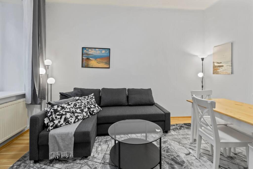 Modern Apartment Close To Center - 2Br Wien Eksteriør bilde