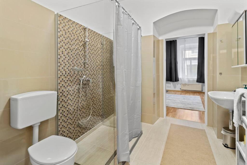 Modern Apartment Close To Center - 2Br Wien Eksteriør bilde